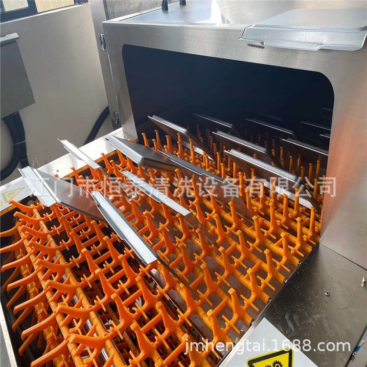恒泰厂家供应湖北散热片除油喷淋清洗机 换热器除铝屑设备