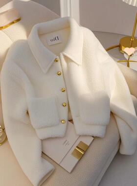 小香风白色羊羔毛外套女2025秋冬新款一体加厚保暖高级感夹克上衣
