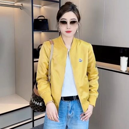 短款夹克外套女2025春秋新款立领百搭亮缎面棒球服小个子外套女