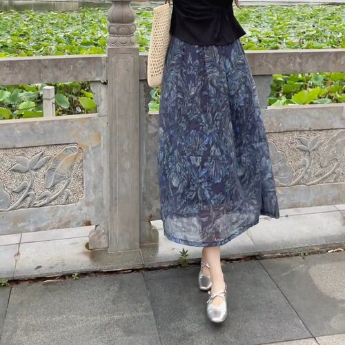 法式复古碎花半身裙女2026夏季优雅高级感气质显瘦中长印花半身裙