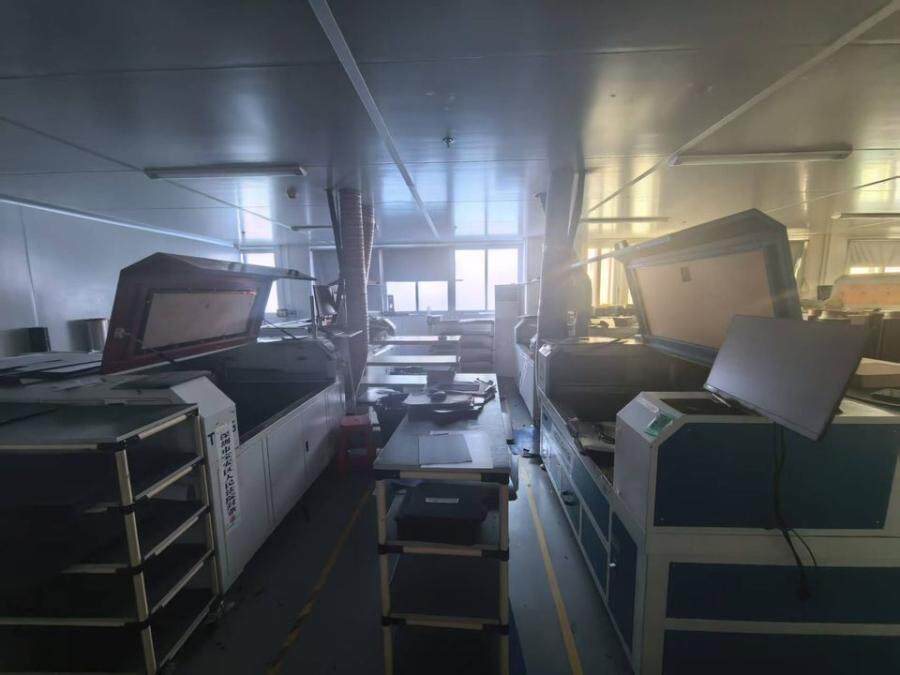 2月28日深圳科技公司名下11台机器设备网络拍卖公告