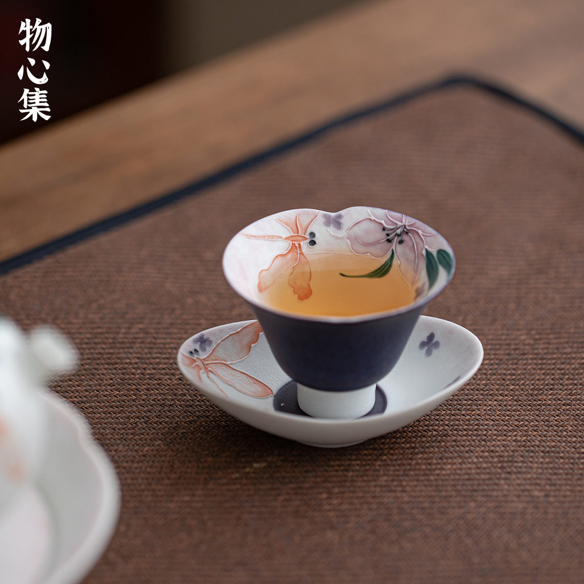 物心集纯手绘蜻蜓陶瓷茶杯带杯垫家用花口品茗杯茶盏功夫茶具套杯