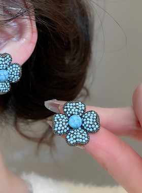 复古镶钻四叶花朵耳钉高级感轻奢气质耳饰女2026小众独特个性耳环