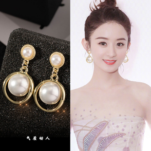 大牌个性时尚气质洋气网红s925纯银耳环气质百搭几何珍珠夸张耳坠