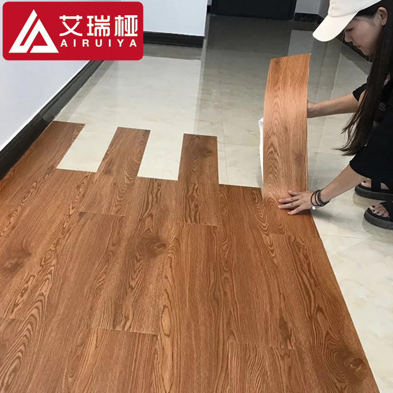 PVC仿木地板贴自粘地板革水泥地直接铺耐磨家用加厚翻新改造地面
