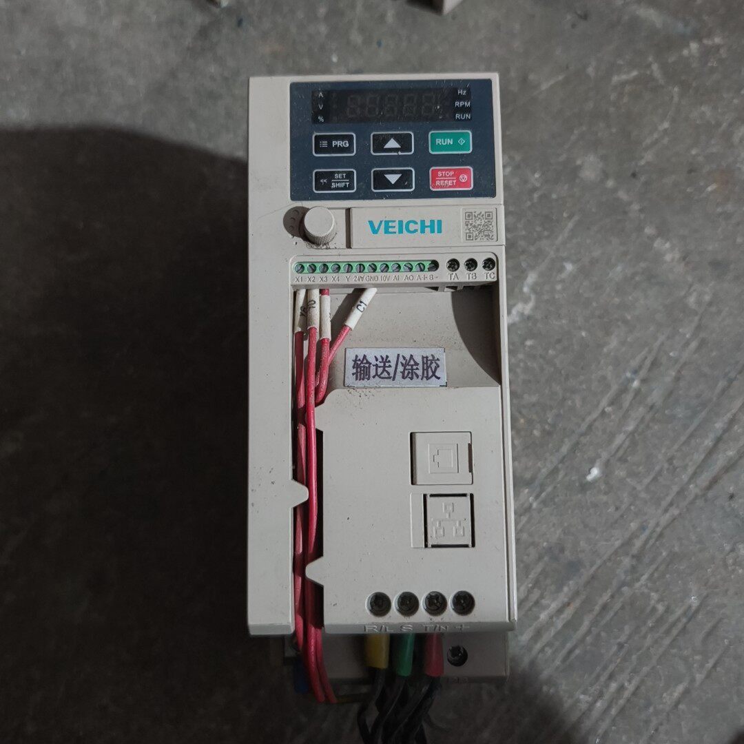 议价AC10-T3-004G-B 伟创变频器 4KW 工控调速设备维修图片