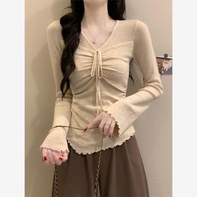 卡其长袖针织打底衫女早