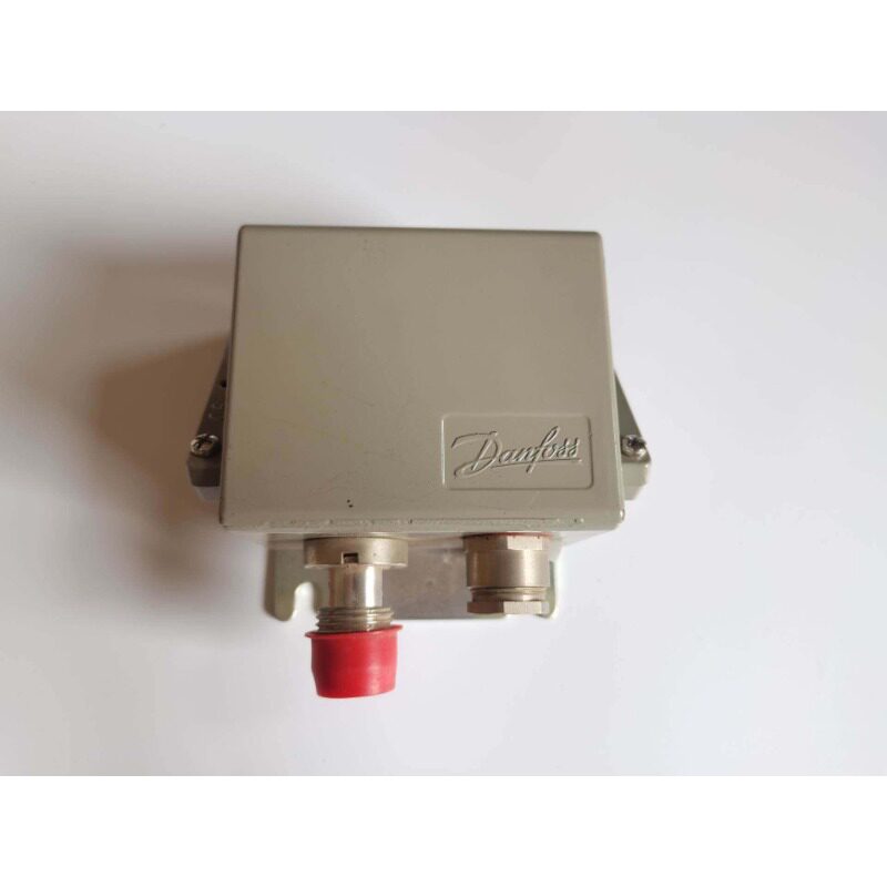 议价非标价船务压力变送器EMP 2，实物图，084G2105议价