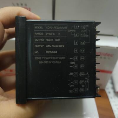 EKS 72智能型数显温控 CD表701M FK02-AN (K型/继电器/SSR)