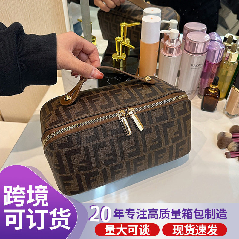 海纳安逸防水化妆包网红化化妆包图片