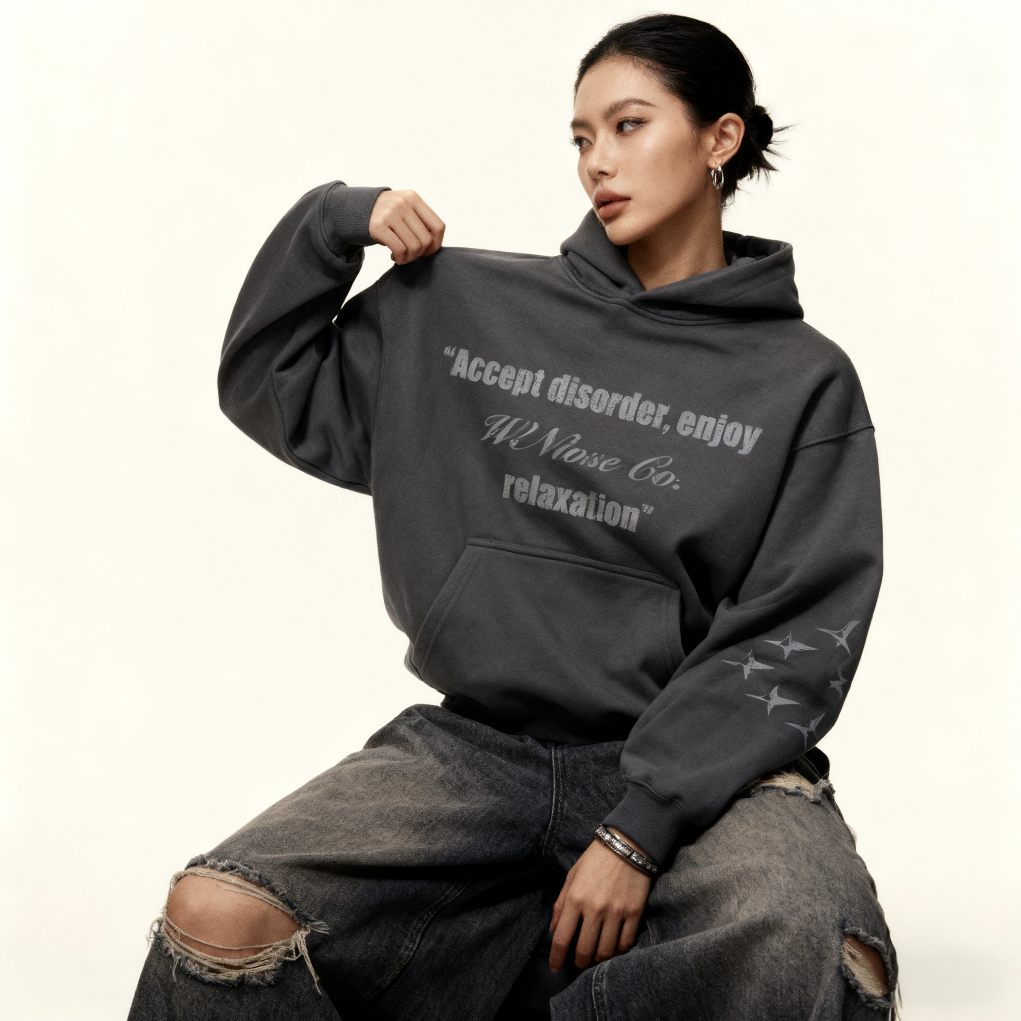 白噪集厚宽松500G空气层印花卫衣