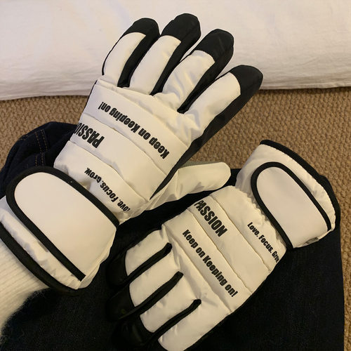 滑雪手套女士冬季骑行加绒加厚保暖防寒可触屏骑电动车男御寒防冻