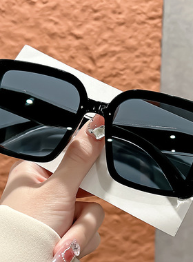 新款跨境时尚潮流方形闪光粉镜框高级感墨镜男女防紫外线太阳镜