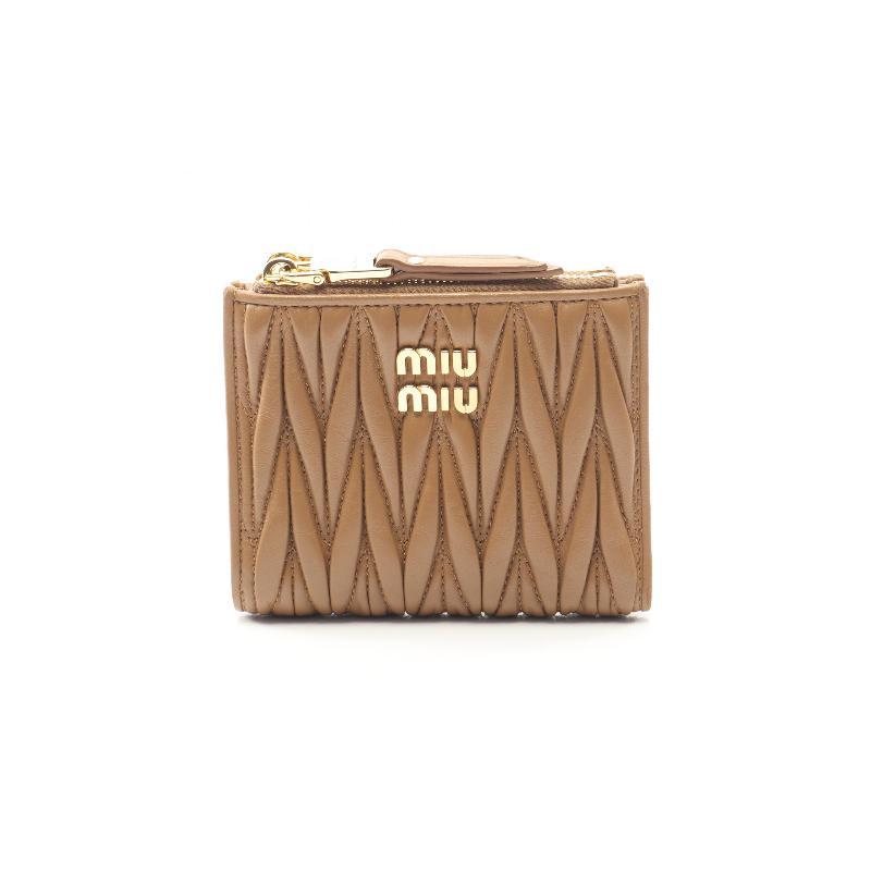 中古MiuMiu缪缪短钱包