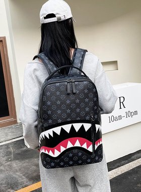 德国男士双肩包旅行包时尚格子背包学生书包大容量鲨鱼大包街头潮