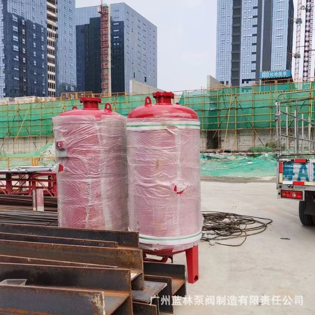 SQL800膨胀罐消防稳压罐 立式碳钢隔膜式气压罐??SQL恒压定压罐