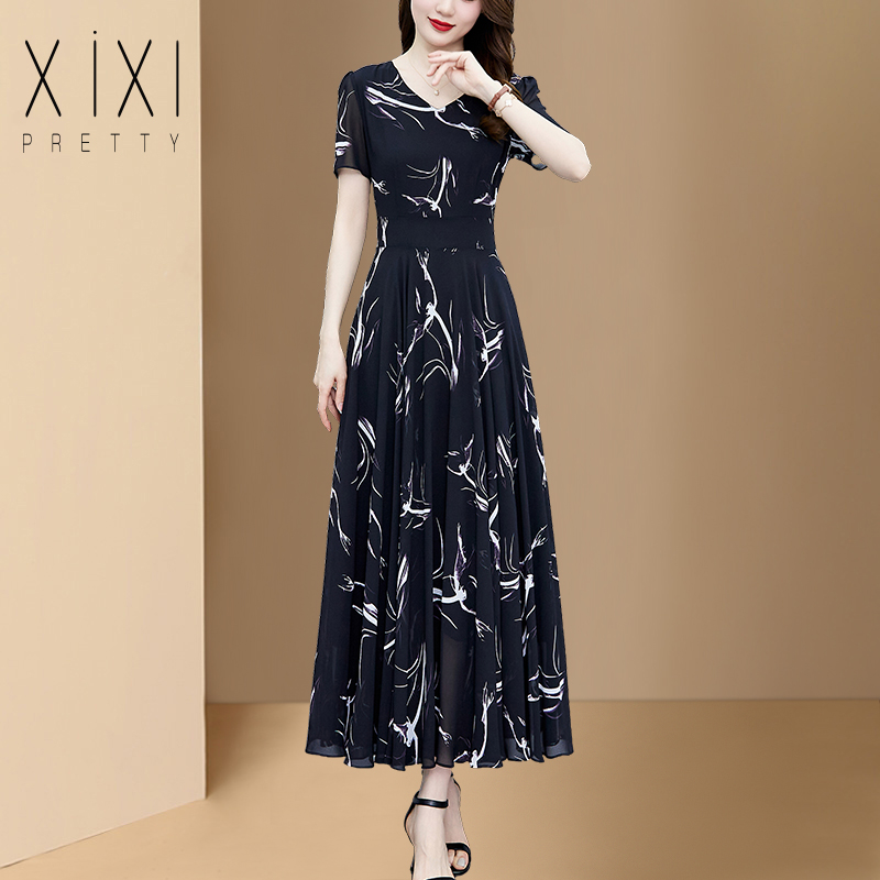 中年女士高级大牌连衣裙新品上市