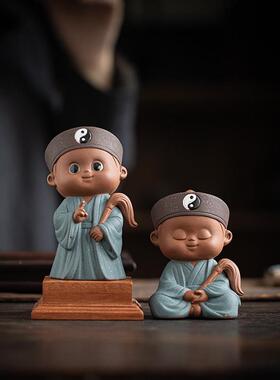 武当山小道士陶瓷摆饰创意可爱手工道士人物家居客厅桌面装饰摆设