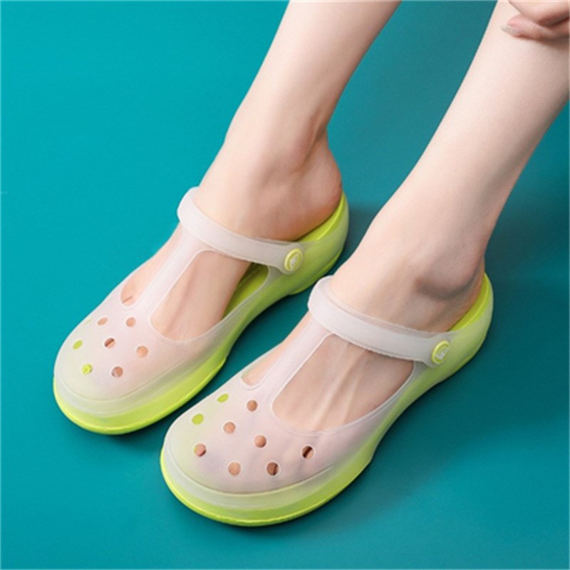 夏季果冻洞洞鞋女34小码厚底上班软底护士鞋沙滩凉拖鞋40大码凉鞋