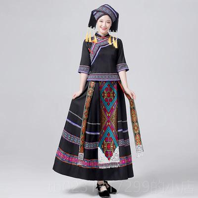 新款新款苗族土演出服少数民族服装女西广壮族三月三家族彝蹈族舞