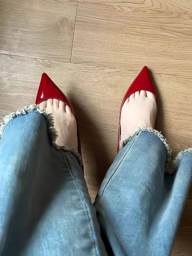配裙子的酒红色平底鞋女2024新款萝卜丁漆皮红底尖头红色单鞋3334
