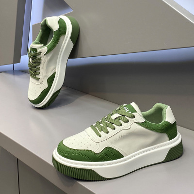 yj男鞋2025秋季新款时尚百搭小白鞋低帮厚底板鞋皮布拼接系带休闲