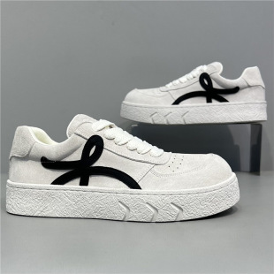 潮牌反毛皮小白鞋2026年春季新款低帮舒适运动休闲板鞋欧洲站男鞋