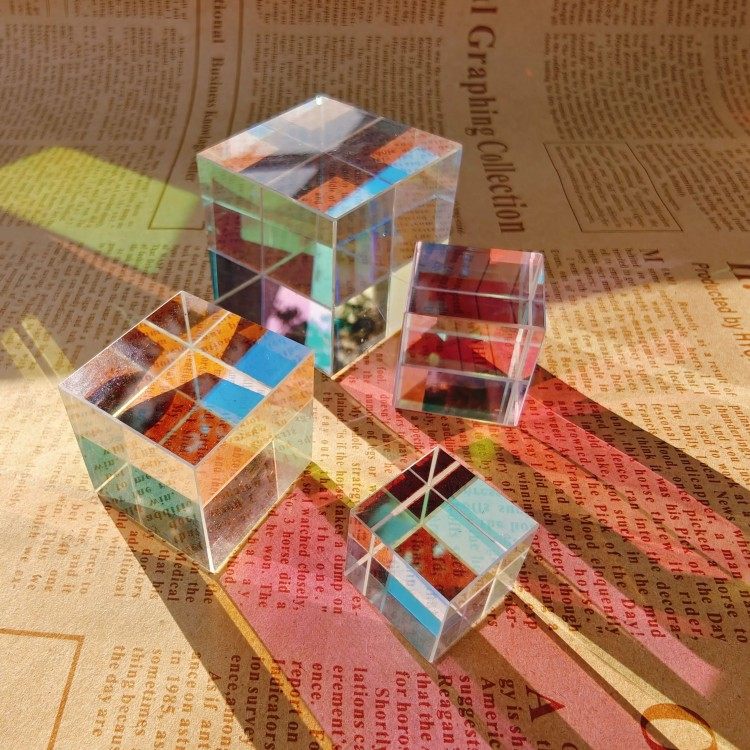 合色棱镜太阳捕手光之立方体棱光镜玻璃摆件阳光捕手解压创意礼物,家居饰品,桌面摆件,淘宝优惠券,粉丝福利购,淘宝优惠卷