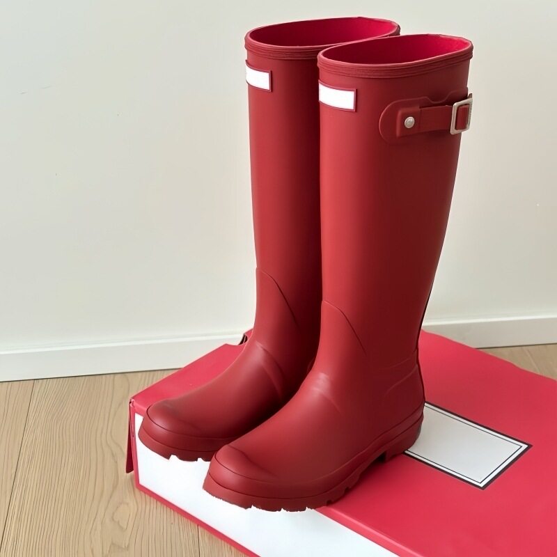 人气款时尚红色高筒雨靴橡胶防水长靴通勤外穿防滑雨鞋女防水防滑