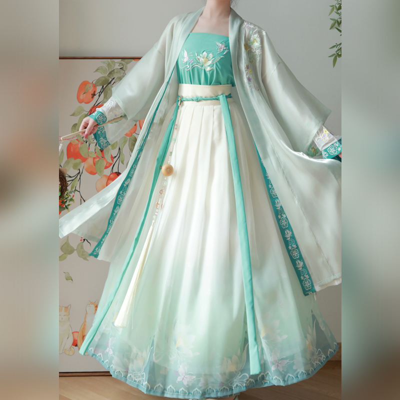 原创宋制汉服女【初之夏】