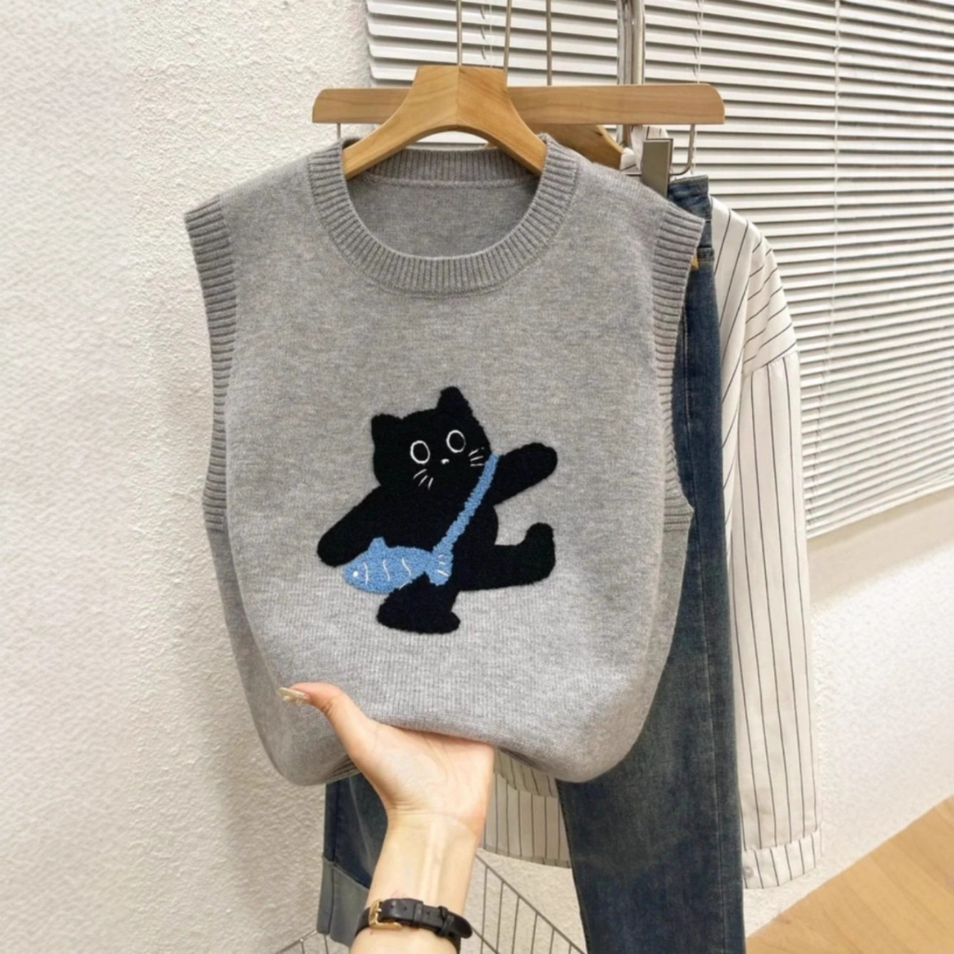 叠穿V领毛衣马甲背心女内搭2025秋冬季新款宽松外穿短款针织坎肩