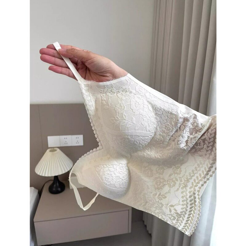 法式轻奢蕾丝吊带背心美背自带胸垫V领内衣女纯欲风百搭白色内搭