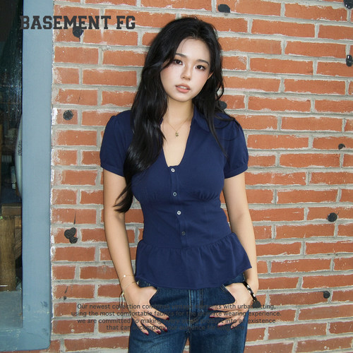 BASEMENTFG法式设计感V领短袖T恤女收腰掐腰显瘦上衣261020607029
