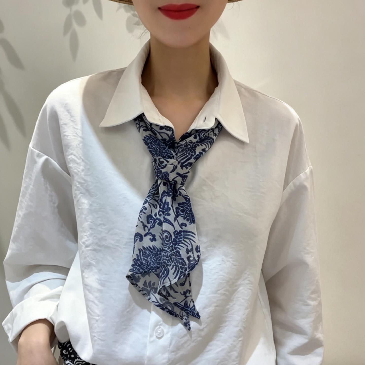 复古青花瓷丝巾女长条系脖围巾高级感印花飘带装饰小方巾长条丝巾