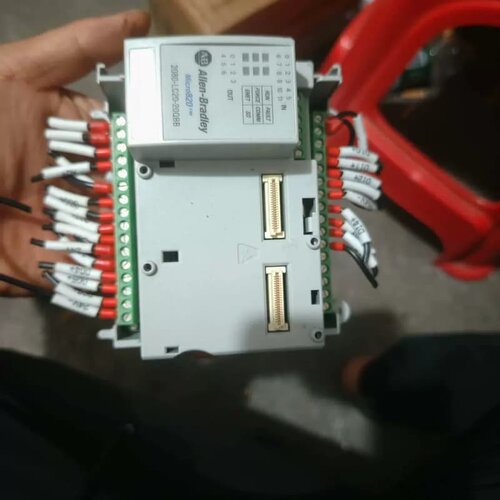 售前询价出Micro820 型号2080-LC20-20QBB