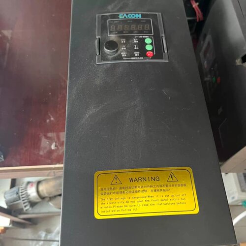 售前询价易控变频器，EC550-0022G43B，拆机成色漂亮，功能
