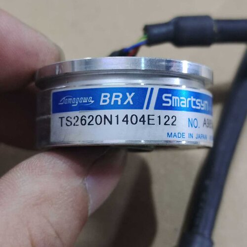 售前询价多摩川编码器TS2620N1404E122 ，内孔尺寸12m