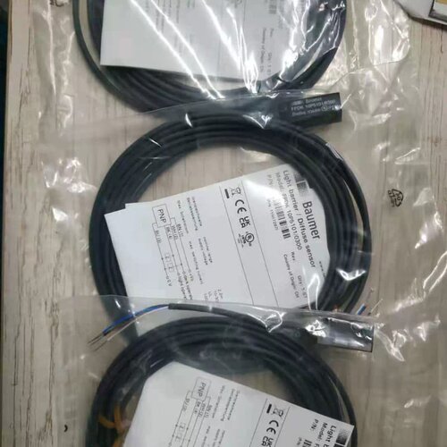 售前询价正品BAUMER宝盟光电开关FHDK 10N1196 10P3101 10P1101 1
