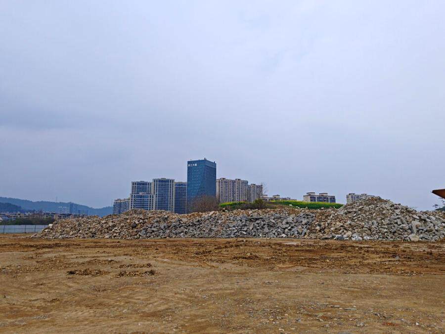 3月30日杭州市纺织厂场地内的工程未筛分再生骨料网络拍卖公告