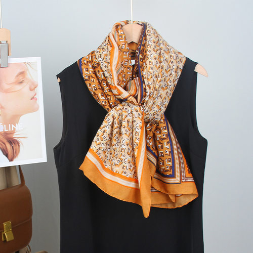 2025韩版复古时尚印花长巾女装饰领巾职业围巾春夏防晒围脖