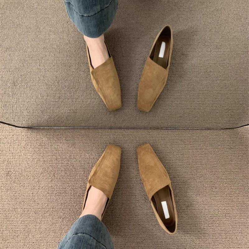 早春复古绒面方头平底单鞋2025新款简约百搭深口乐福鞋通勤小皮鞋