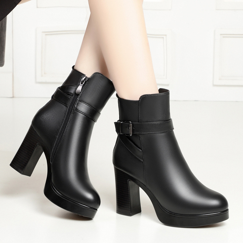 软皮大码高跟女短靴皮毛一体粗跟加绒加厚东北羊毛女靴子女棉鞋子