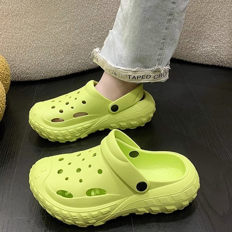 轮胎洞洞鞋女款夏季2024新款厚底凉拖网红外穿沙滩包头半拖鞋