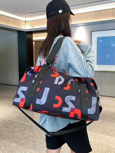 Сумка для путешествий, вместительная и большая спортивная сумка для выхода на улицу, 2025 года