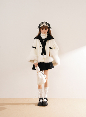 雪国来信 冬季新款千金风斗篷毛毛边披肩小熊帽子+百褶半身裙套装