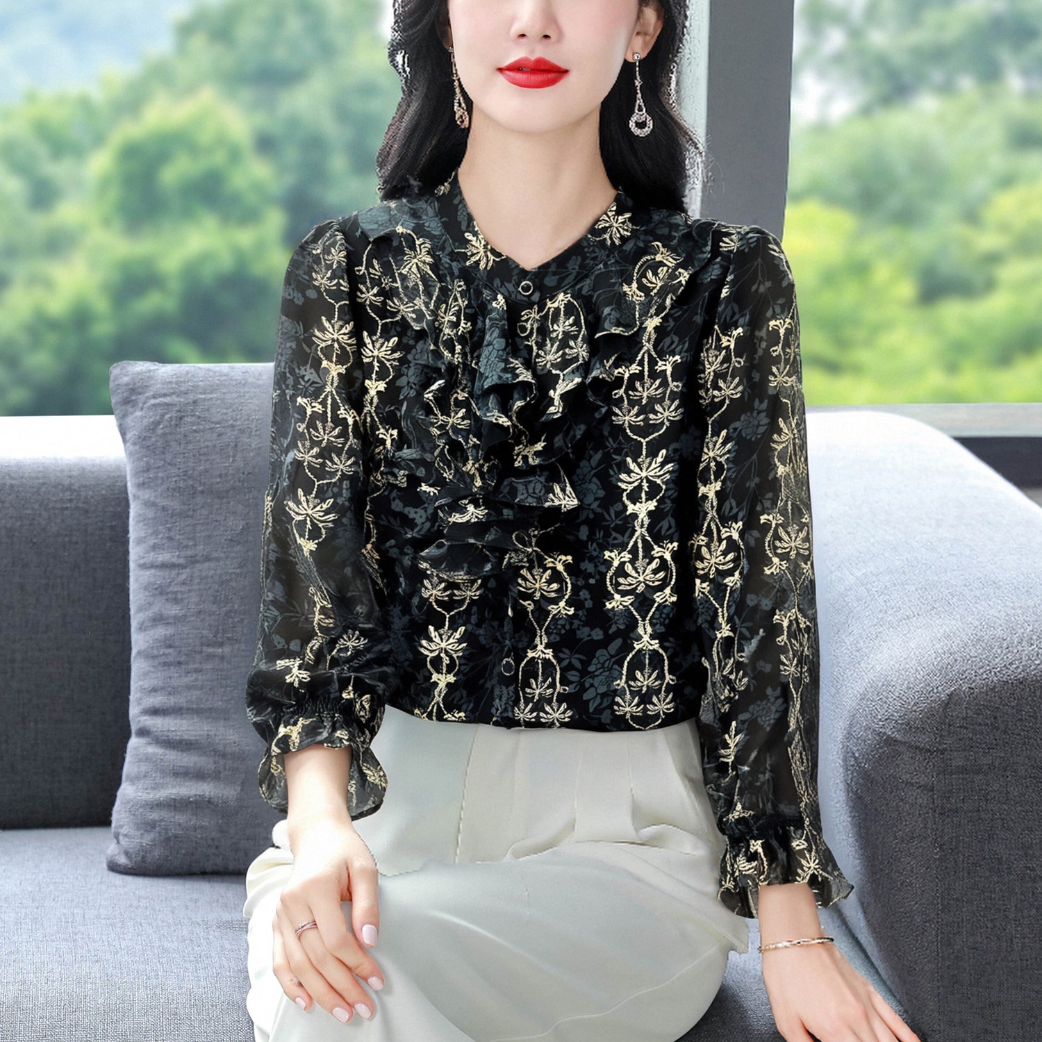秋款琉璃双绉丝衬衫轻奢女士减龄碎花上衣长袖宽松遮肚妈妈小衫
