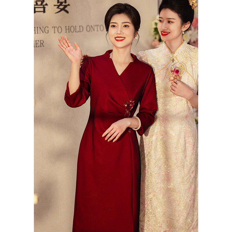妈妈婚宴红色旗袍礼服修身显瘦