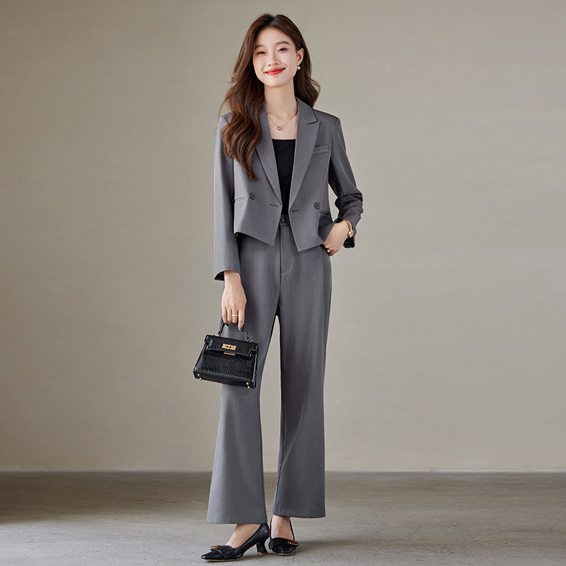 2026早秋小个子短款西服套装女新款高级感气质双排扣长袖西装工服