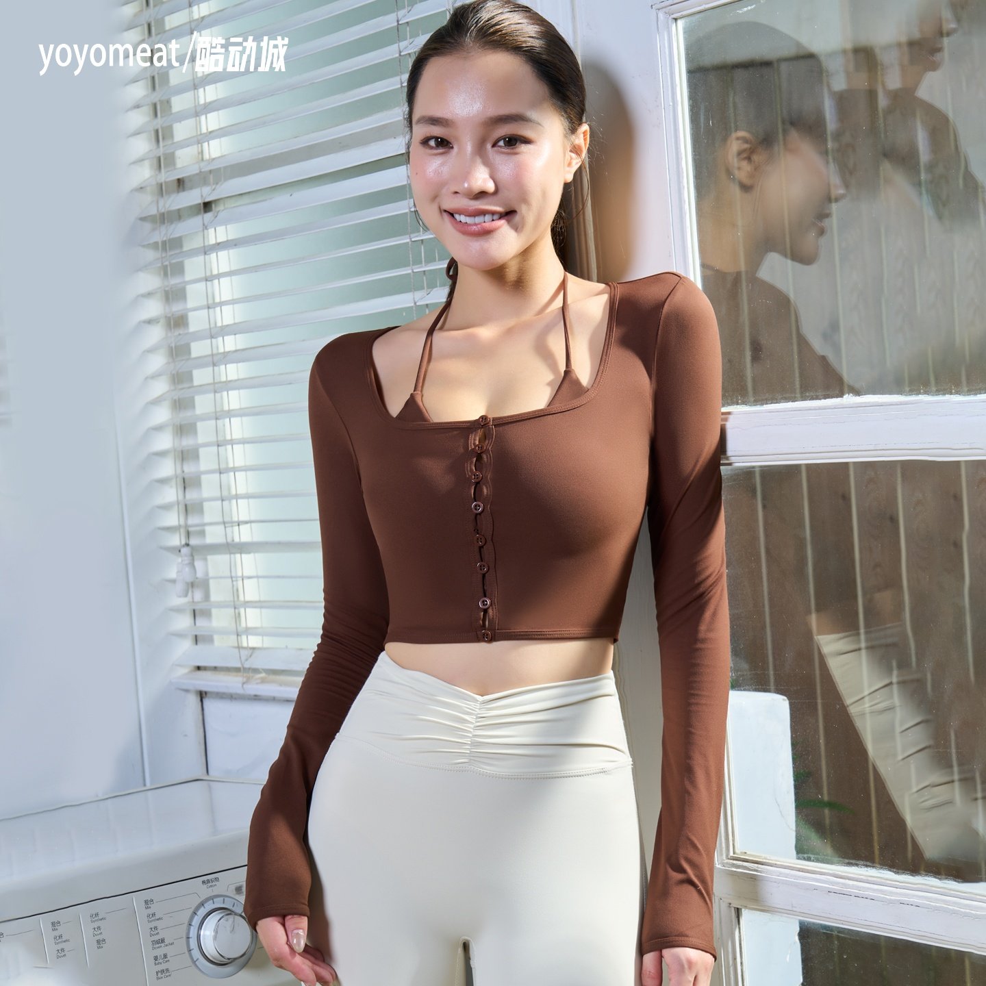 yoyomeat猫耳挂脖假两件长袖瑜伽服带胸垫U领短款露脐运动健身衣,运动/瑜伽/健身/球迷用品,瑜伽t恤,淘宝优惠券,粉丝福利购,淘宝优惠卷