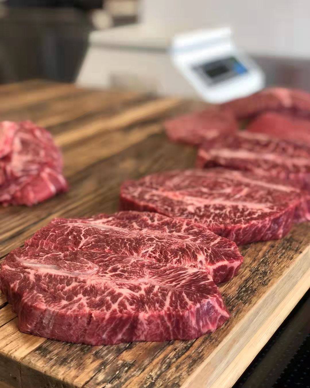 俄罗斯板腱牡蛎谷饲250天安格斯